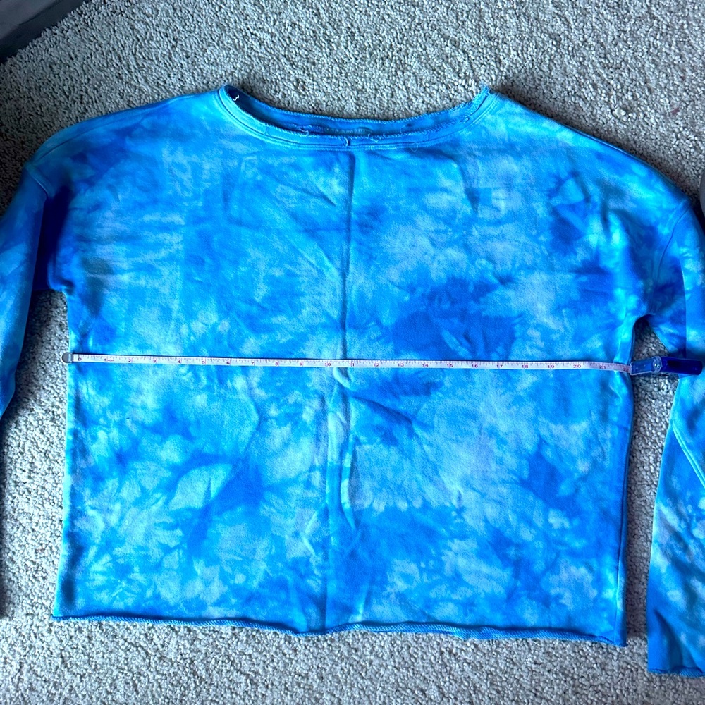 Cropped cotton oversized long sleeve top
